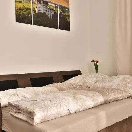 Apartment Ferienwohnung-weinstadt *