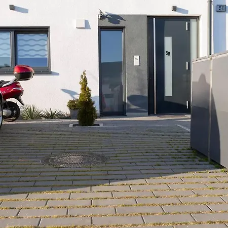 Ferienwohnung-weinstadt * Weinstadt