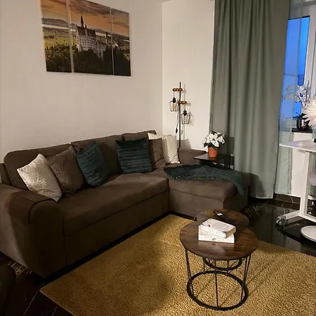 Ferienwohnung-weinstadt *